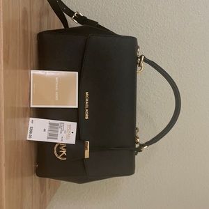 Micheal Kors AVA Medium Satchel - Black